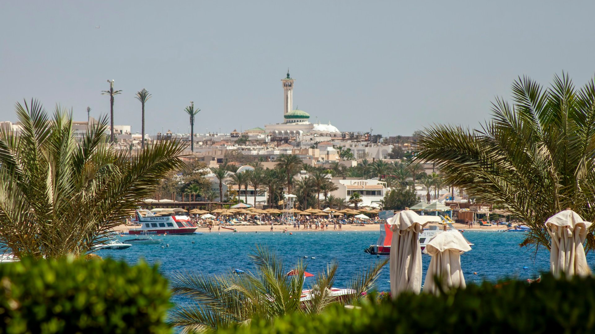 Hurghada Airport Limousine Fleet & Red Sea Resorts
